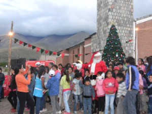 Coca-Cola buscó crear una experiencia inolvidable en la comunidad de Ampimpa, en Tucumán, como parte de su campaña navideña.
